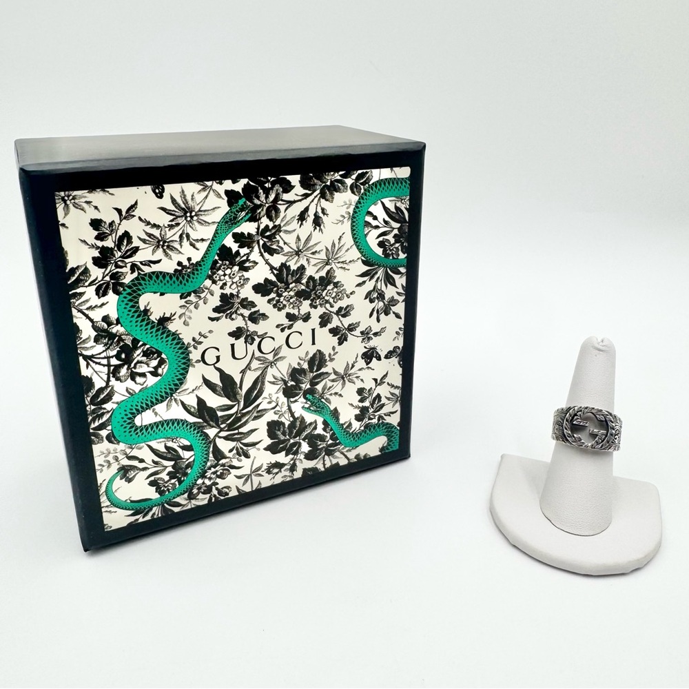 SOLD Gucci Sterling Silver Interlocking G Paisley Ring - 16